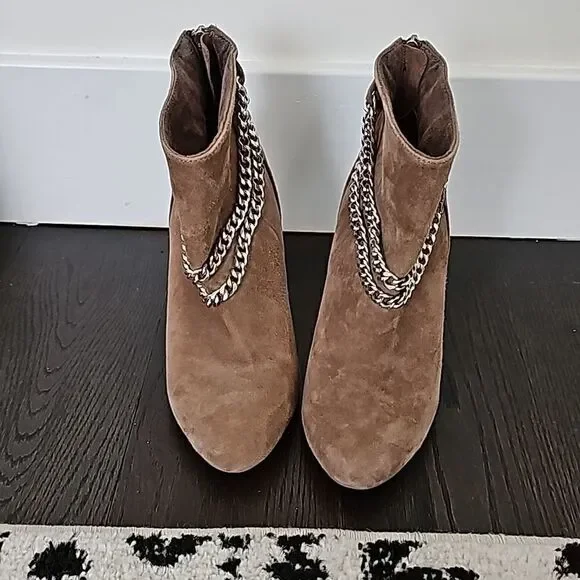 Dolce Vita Kendal Almond Brown Suede Chain Detail High Heel Ankle Boots Size 7 - Picture 8 of 10